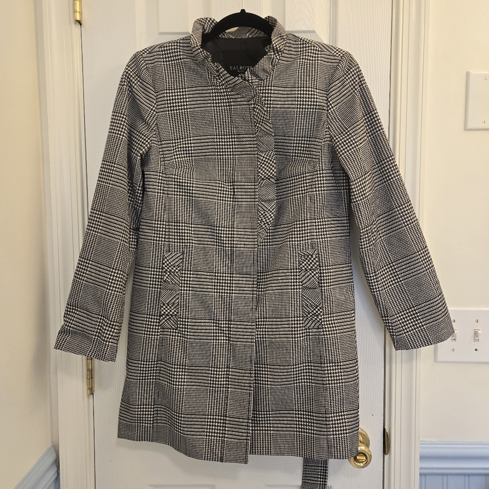 Talbots Petite Black and White Houndstooth Rain Jacket
